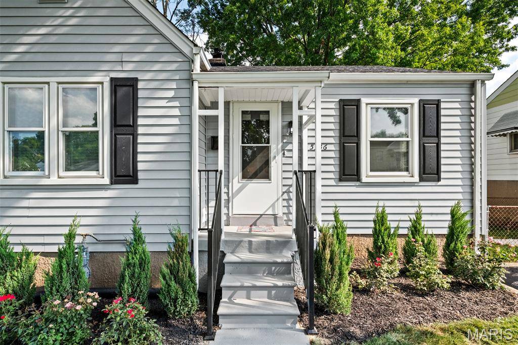5336 Kirkland DR, Normandy, MO 63121