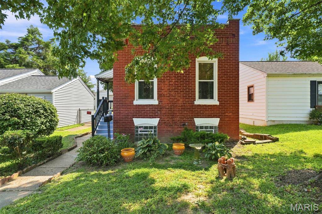 3654 Roswell AVE, St Louis, MO 63116