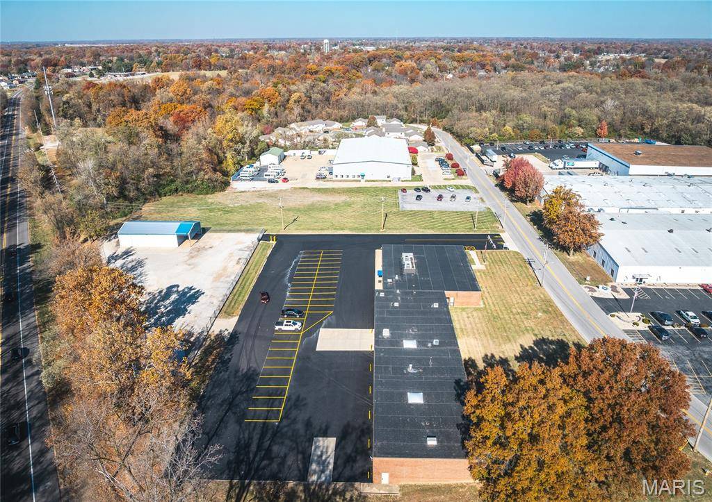 4436 Industrial DR, Godfrey, IL 62002