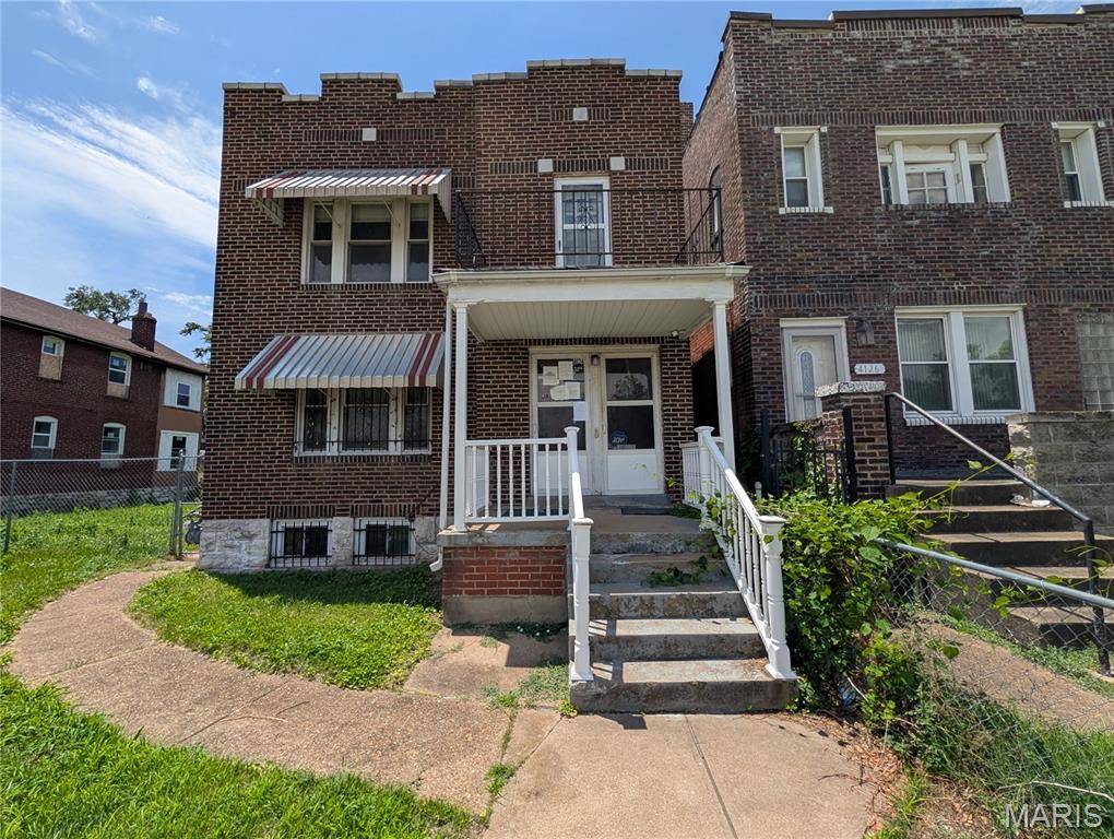 4124 W Belle PL, St Louis, MO 63108