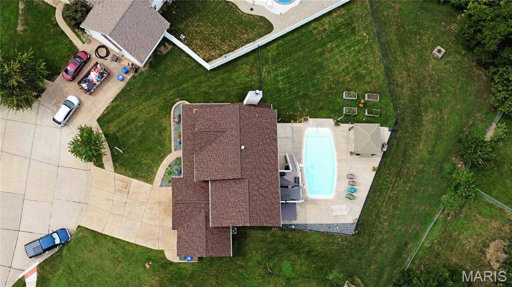 3 Savannah CT, St Peters, MO 63376