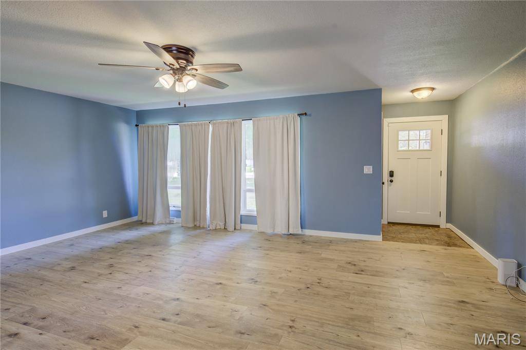 922 Hawthorn DR, Sikeston, MO 63801