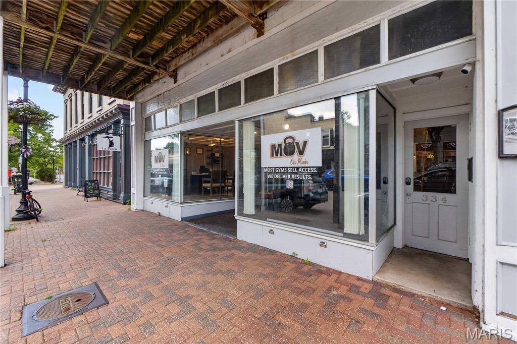 334 N Main ST, St Charles, MO 63301