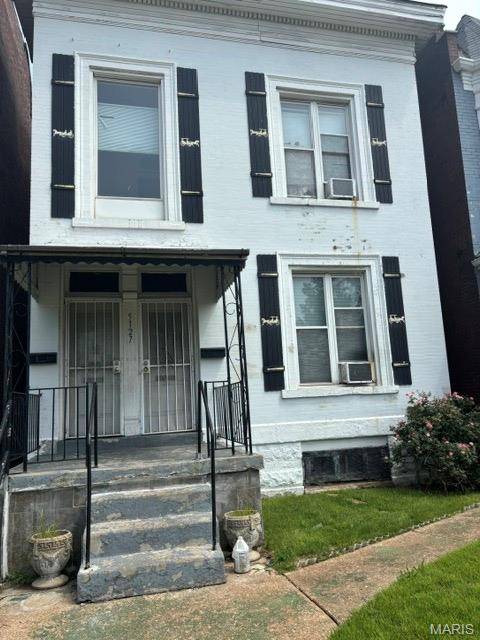 5127 Page BLVD, St Louis, MO 63113
