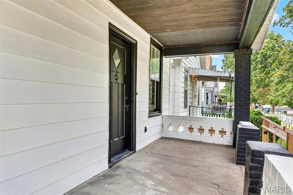 4675 Dewey AVE, St Louis, MO 63116
