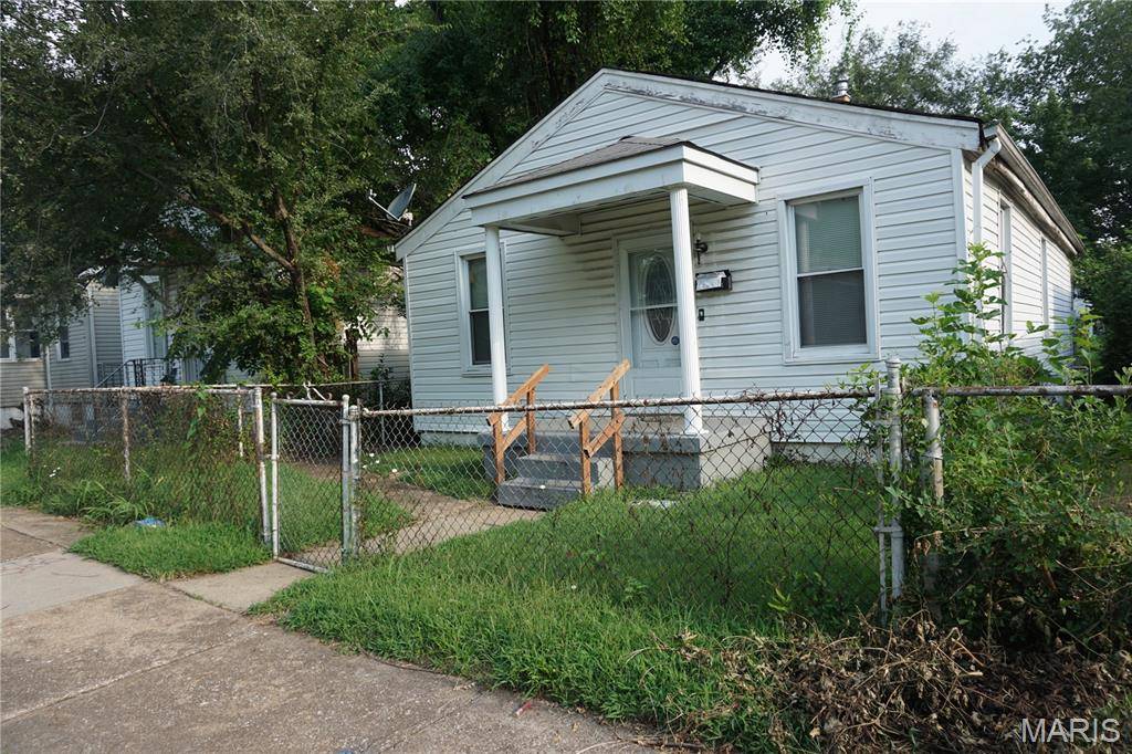 1163 Howell ST, St Louis, MO 63147