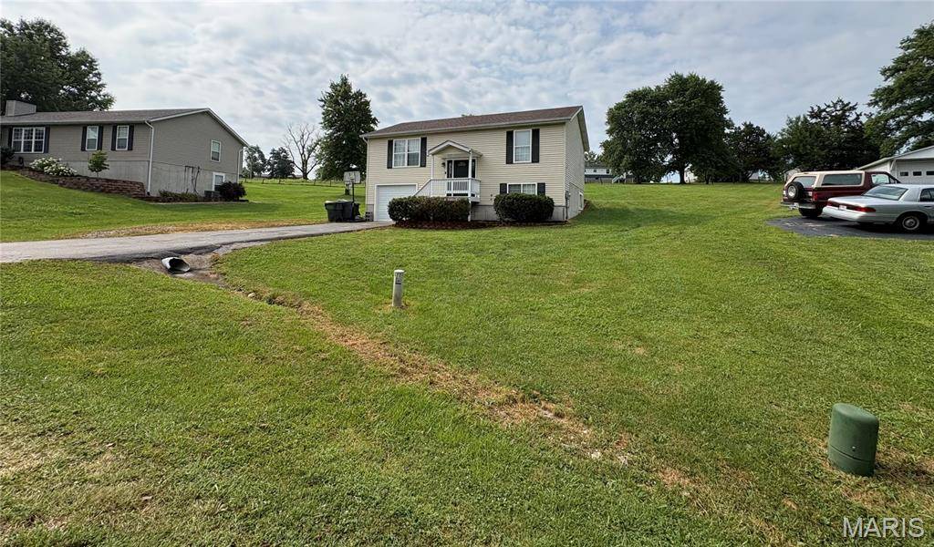 6224 Yellow Brick RD, Washington, MO 63090