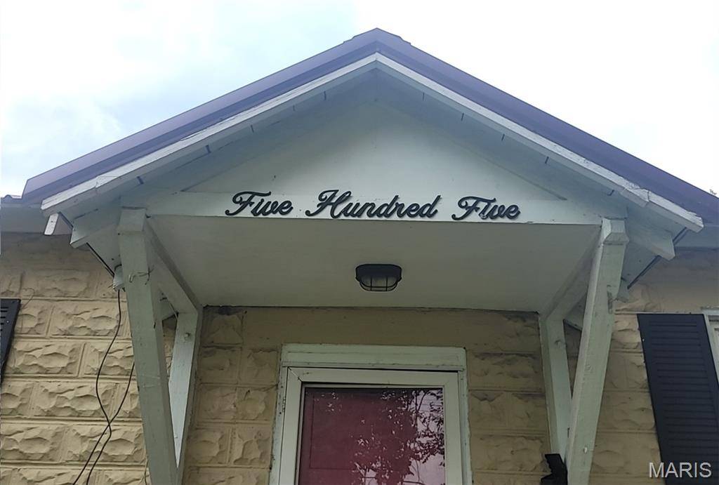 505 S Prairie ST, Sikeston, MO 63801