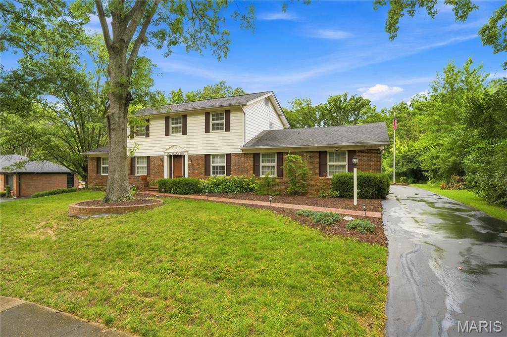 505 Richley DR, Chesterfield, MO 63017