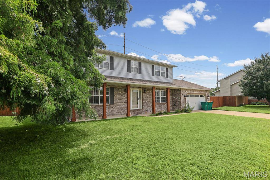 1112 Danzig DR, O'fallon, IL 62269