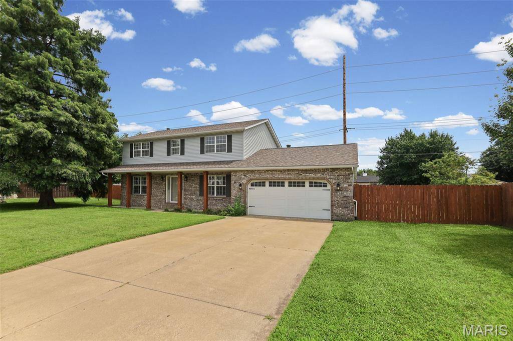 1112 Danzig DR, O'fallon, IL 62269