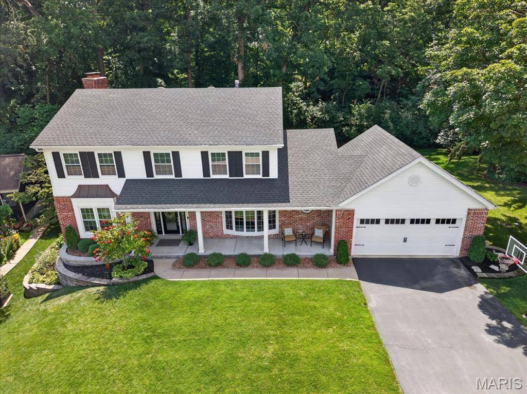 14768 Timberbluff DR, Chesterfield, MO 63017