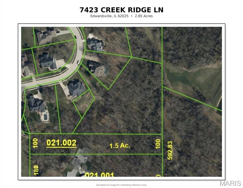 7423 Creek Ridge LN, Edwardsville, IL 62025