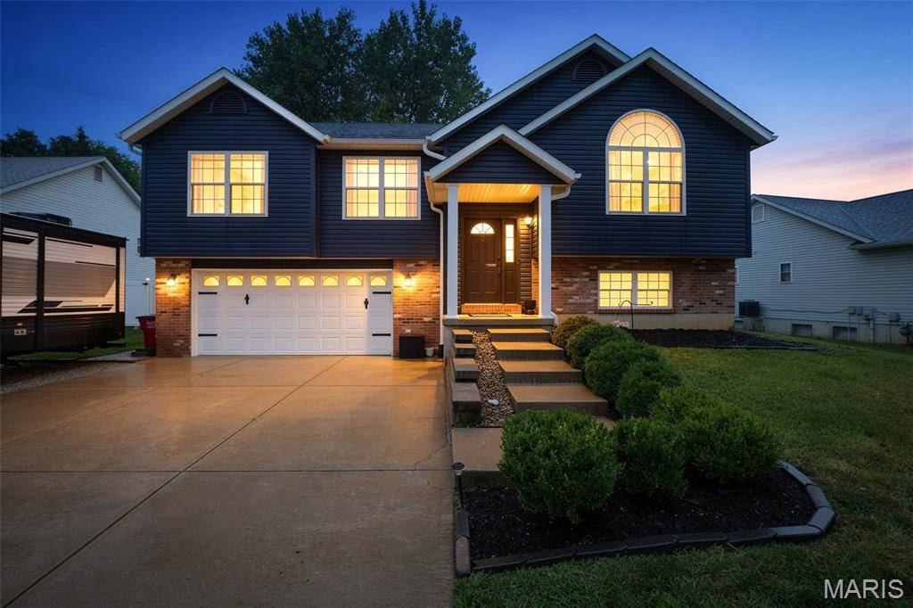 104 Williamsburg DR, Crystal City, MO 63019