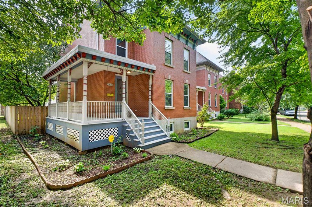 2800 Salena ST, St Louis, MO 63118