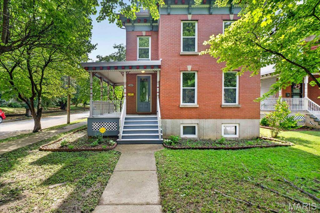 2800 Salena ST, St Louis, MO 63118