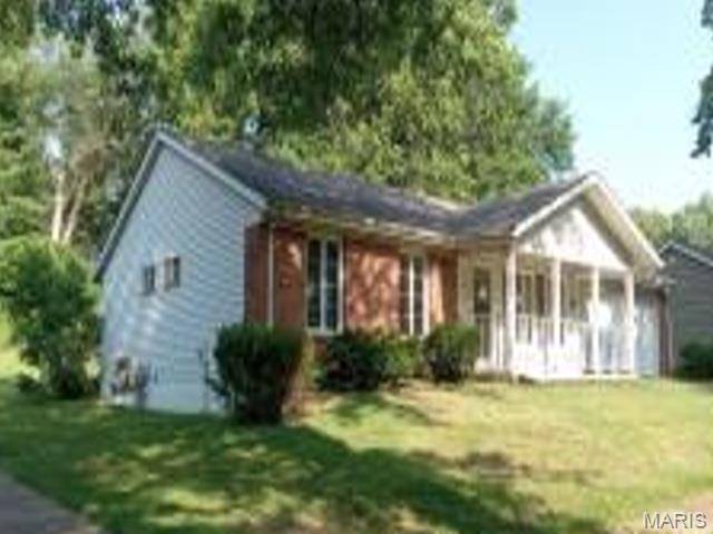 12719 Meadowdale DR, St Louis, MO 63138