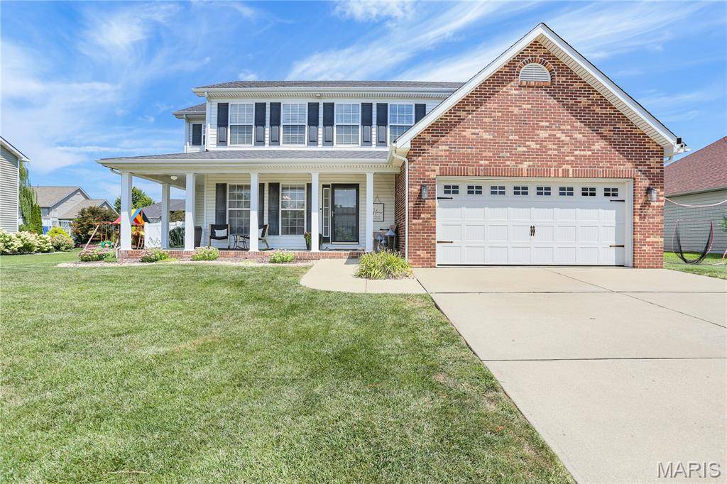 215 Ashford DR, Glen Carbon, IL 62034