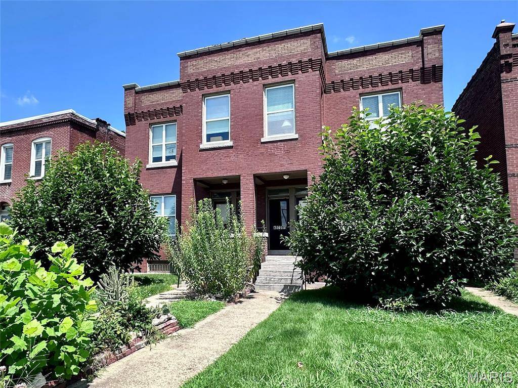 4975 Arsenal ST, St Louis, MO 63139