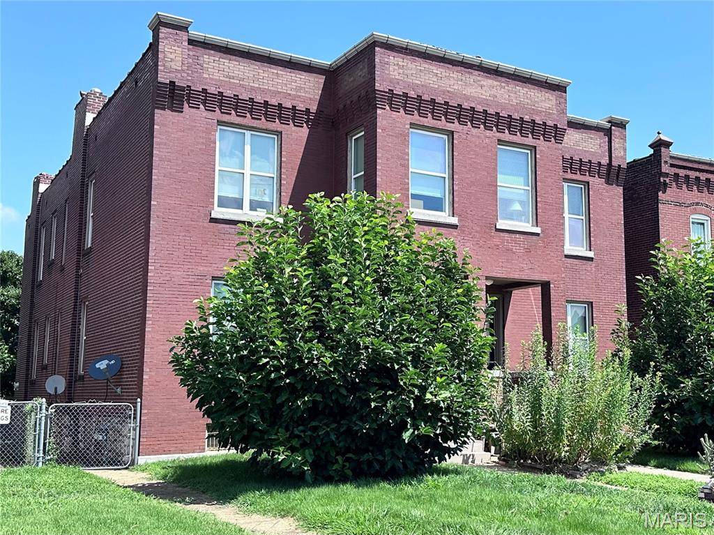 4975 Arsenal ST, St Louis, MO 63139