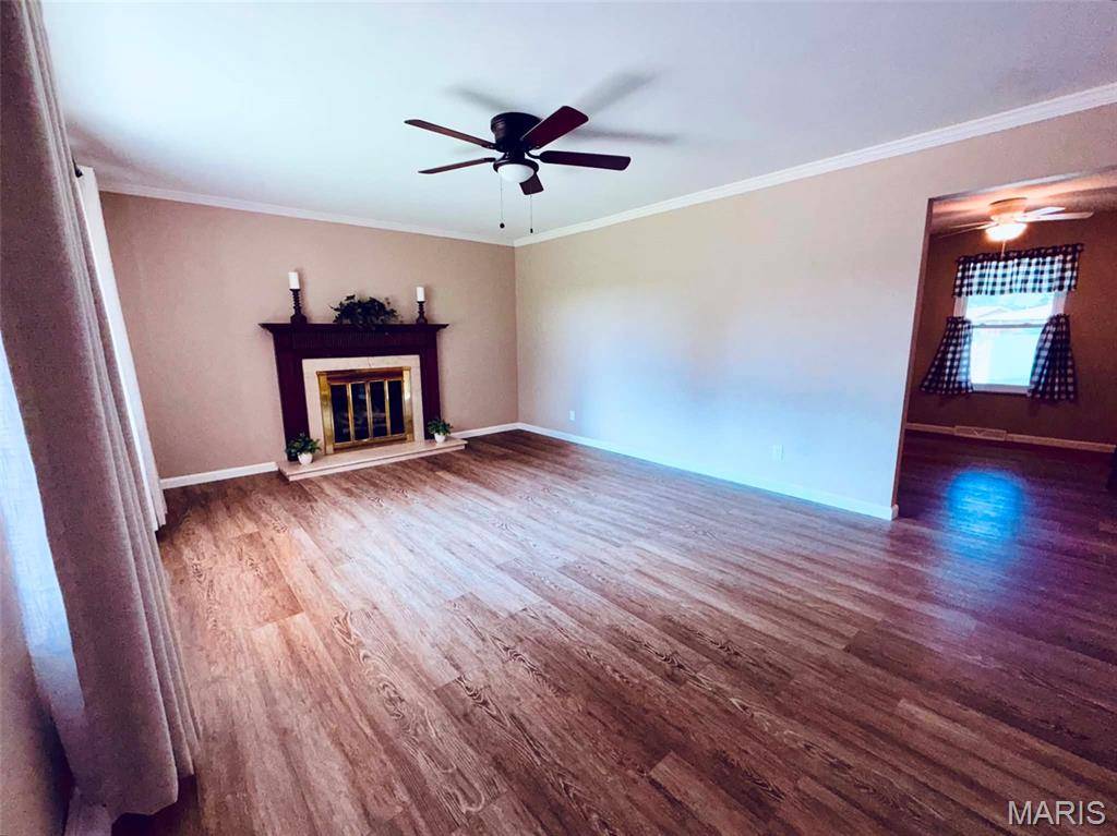 1613 Wellington DR, Granite City, IL 62040