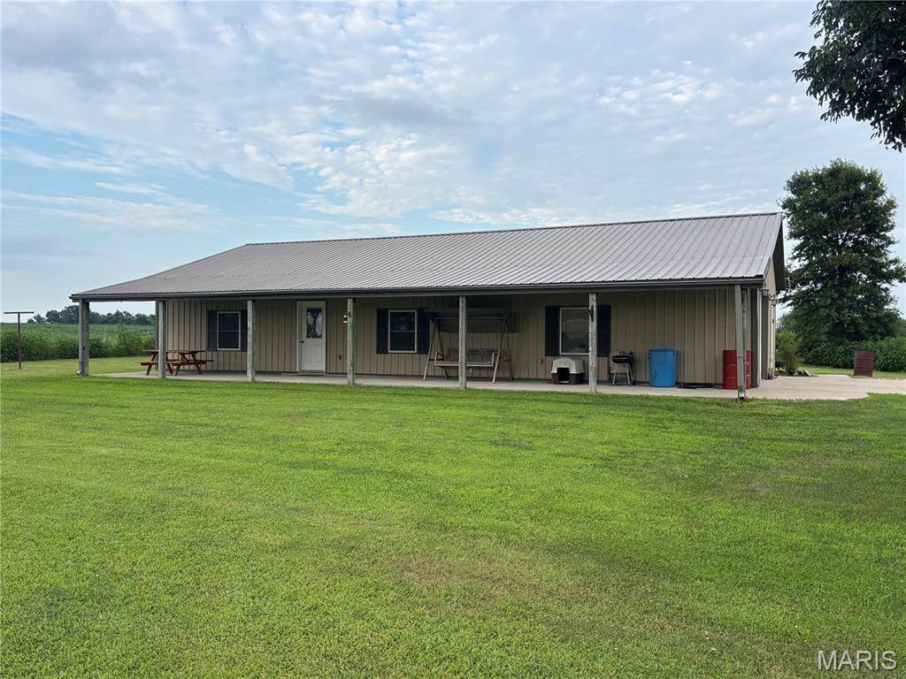 18692 Route C, Holliday, MO 65258