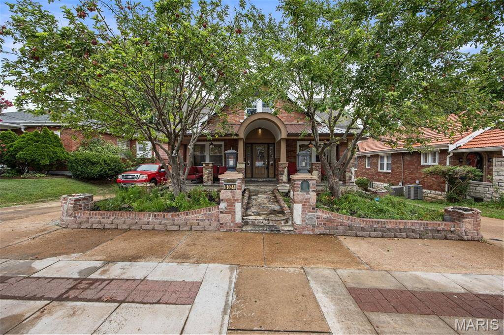 9024 Pilot AVE, St Louis, MO 63123