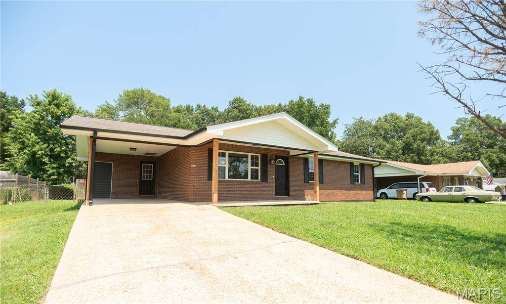 2031 Hillsdale DR, Poplar Bluff, MO 63901