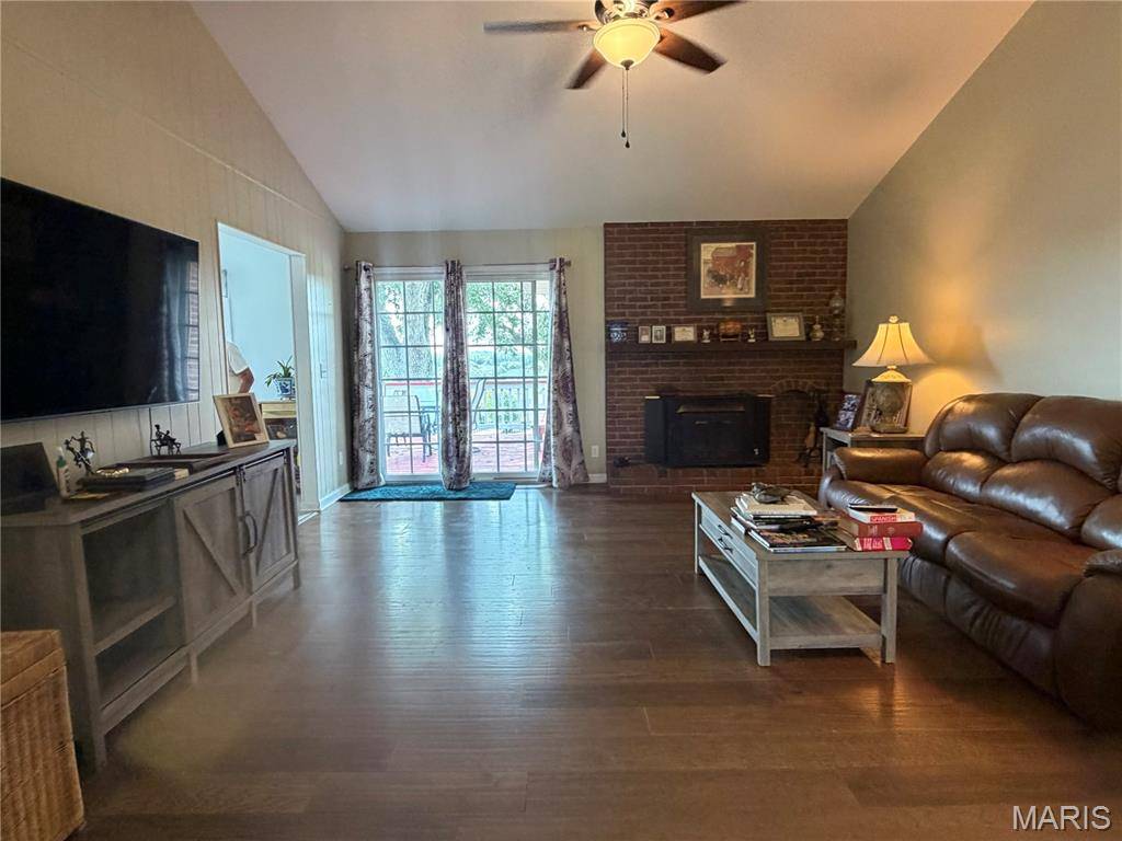 4931 S Point RD, Washington, MO 63090
