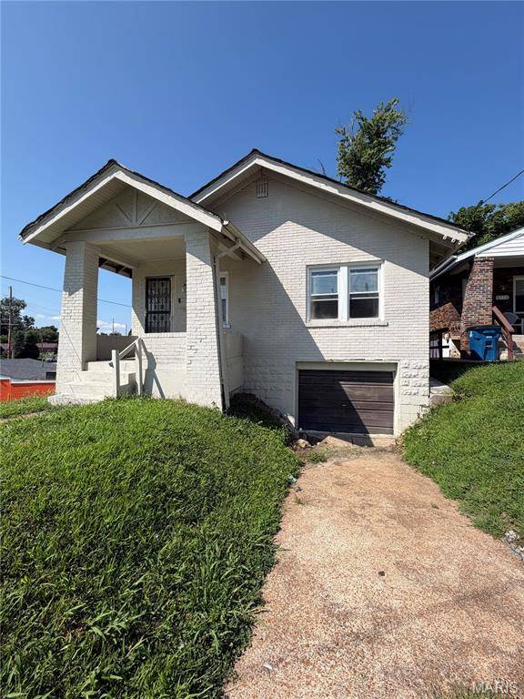 6706 Stratford AVE, Pine Lawn, MO 63121