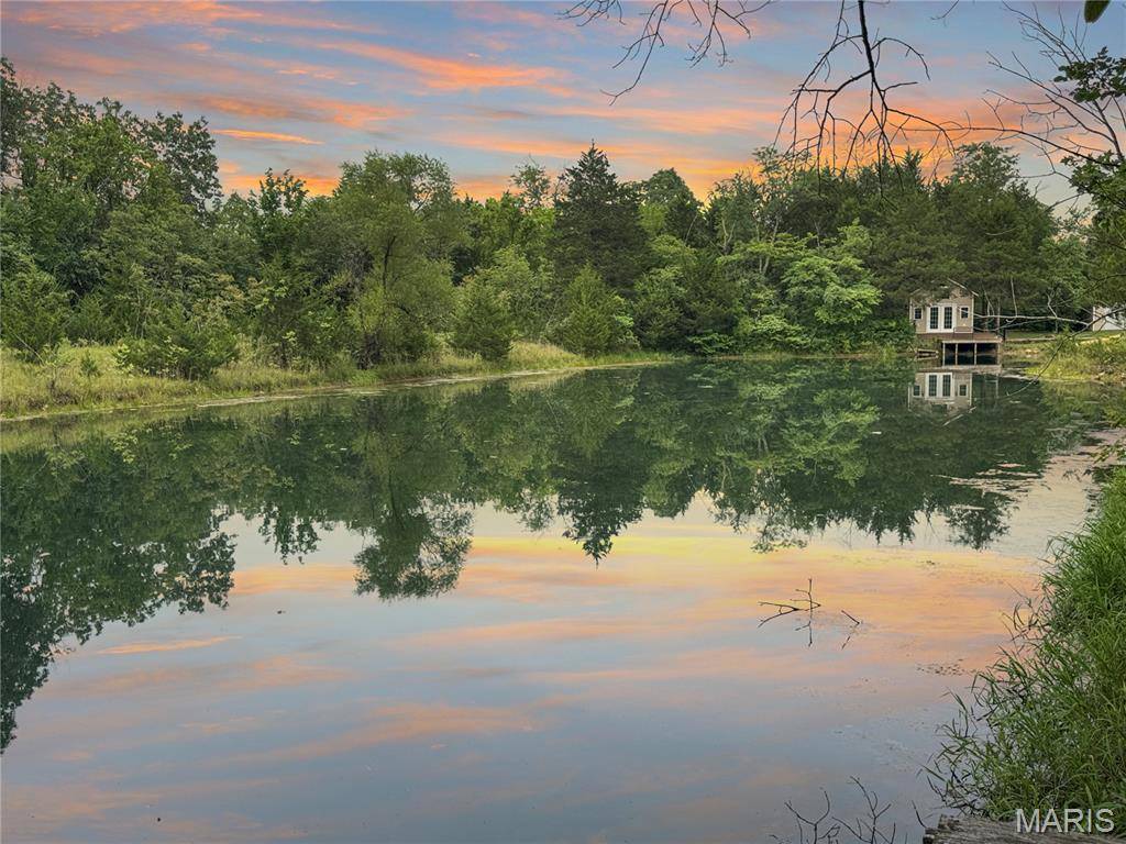 507 Leach Branch RD, Hermann, MO 65041