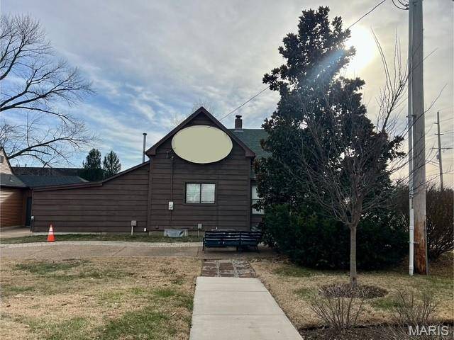 128 Long RD, Chesterfield, MO 63005