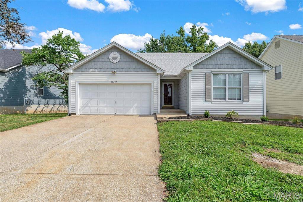10437 Ashby Place LN, St Ann, MO 63074