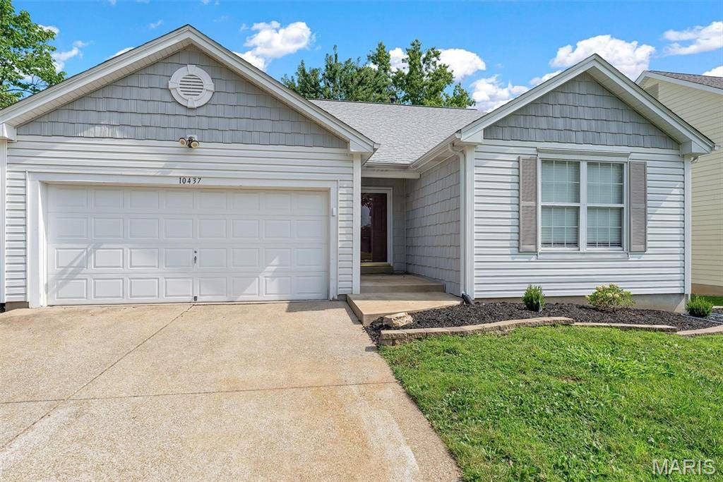 10437 Ashby Place LN, St Ann, MO 63074