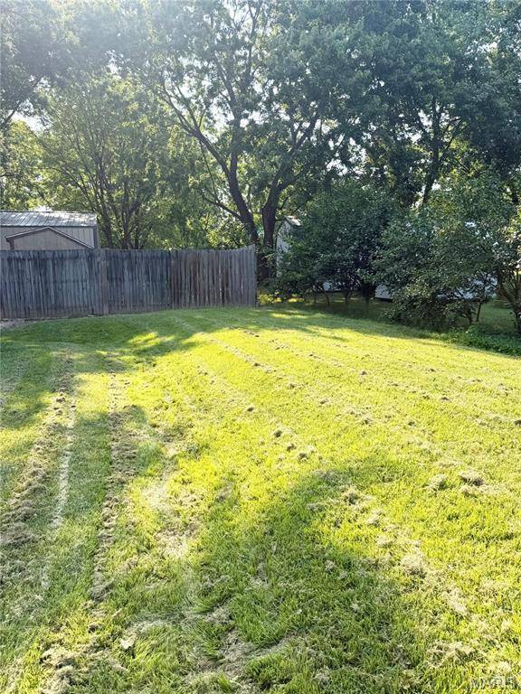 406 Douglas, De Soto, IL 62924