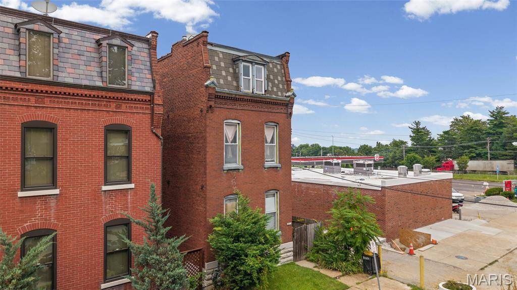 2813 Mount Pleasant ST, St Louis, MO 63111