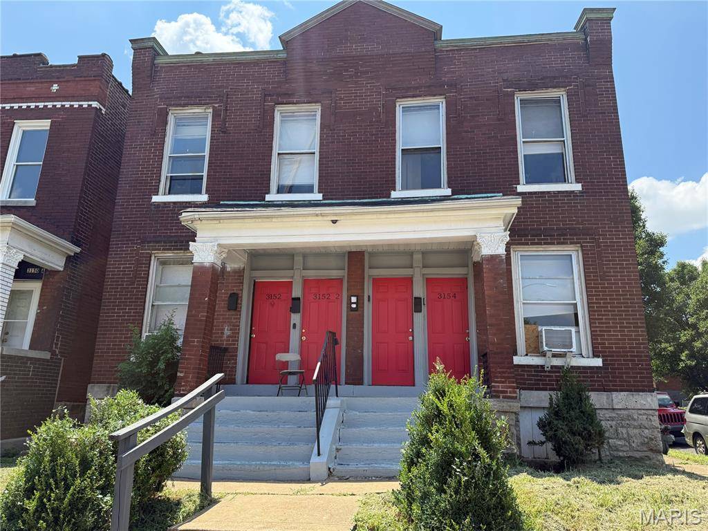 3152 Winnebago ST, St Louis, MO 63118