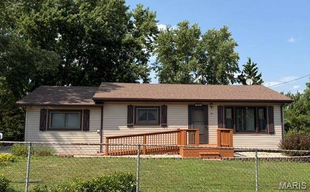 2833 Parthenon DR, Olympian Village, MO 63020