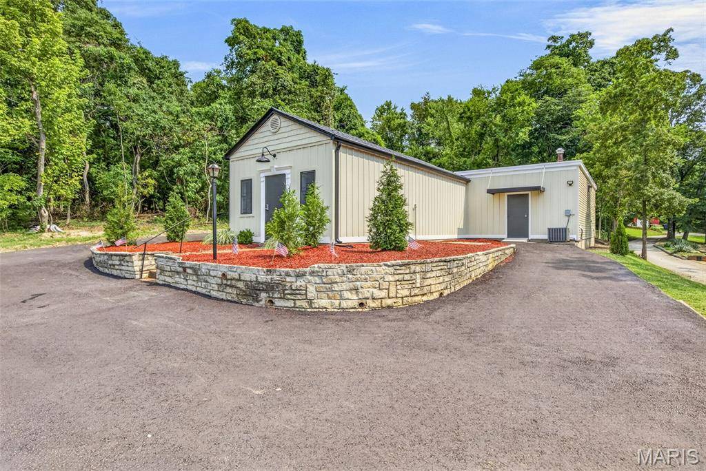 100 Joachim AVE, Herculaneum, MO 63048
