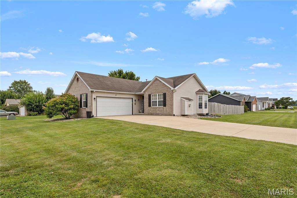 21 Doe CT, Moro, IL 62067