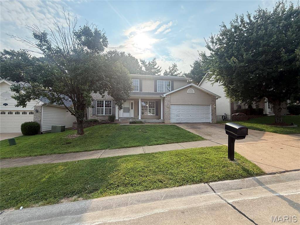4516 Southridge Pines DR, St Louis, MO 63128