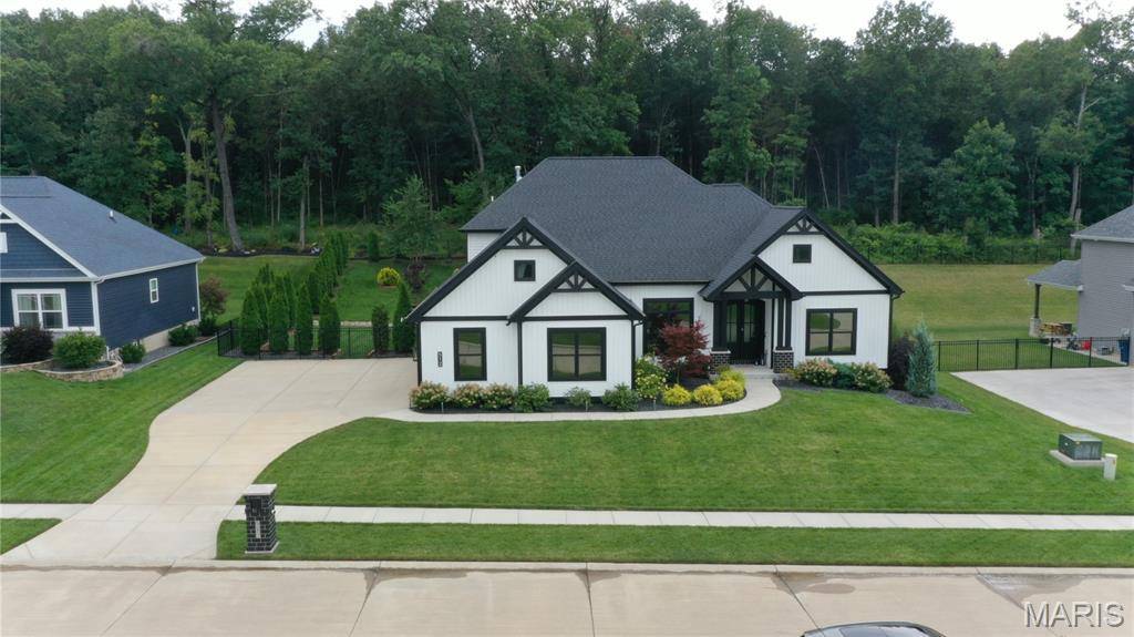 512 Hawthorne Ridge CT, Foristell, MO 63348