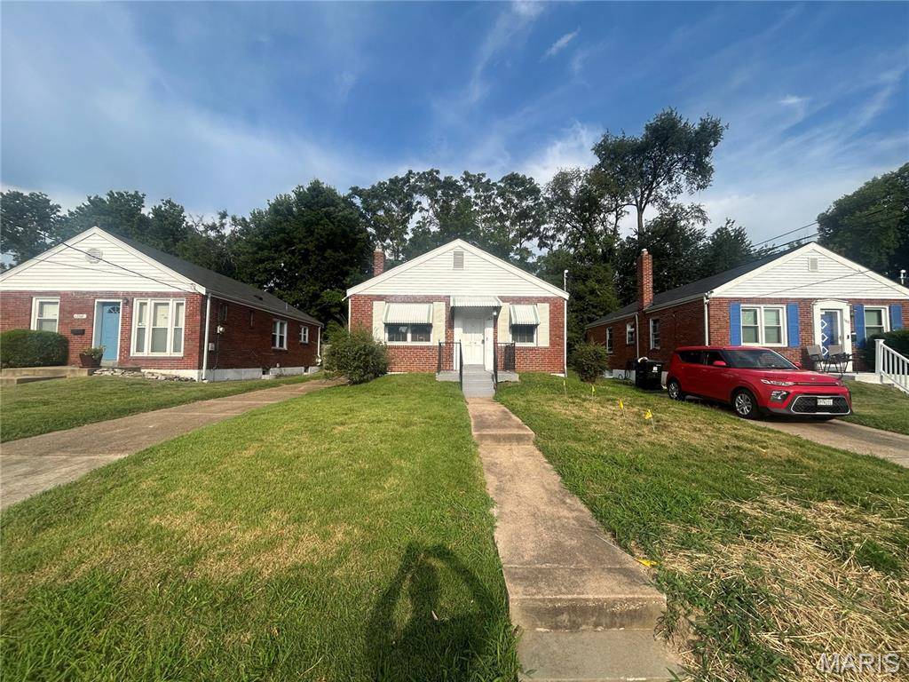 1162 Watts AVE, St Louis, MO 63130