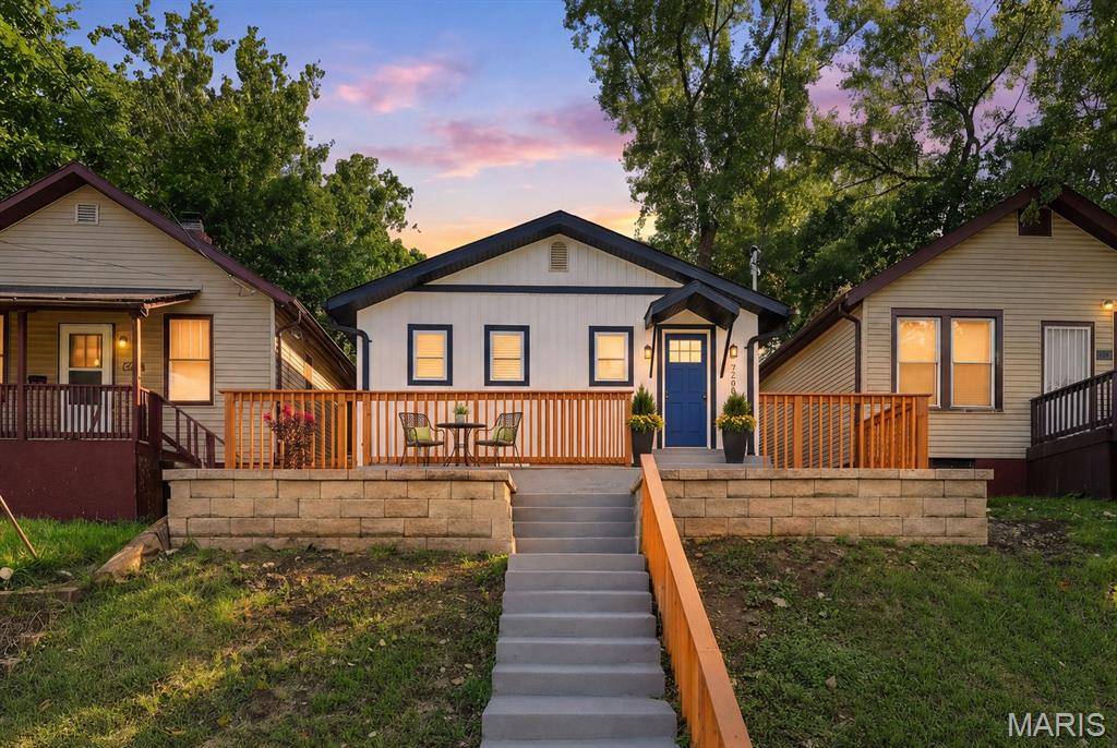 7208 Page AVE, Pagedale, MO 63133