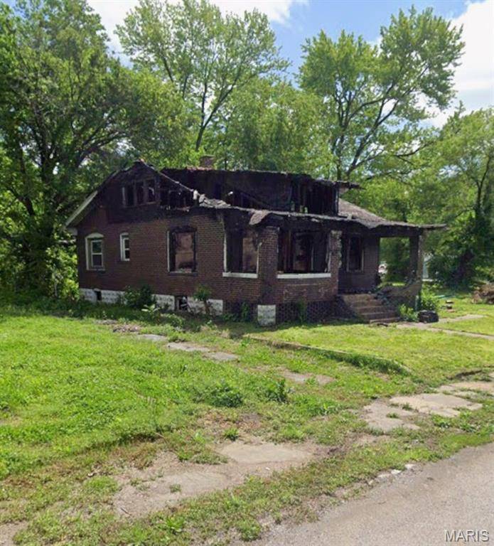 1614 N 46th ST, East St Louis, IL 62204