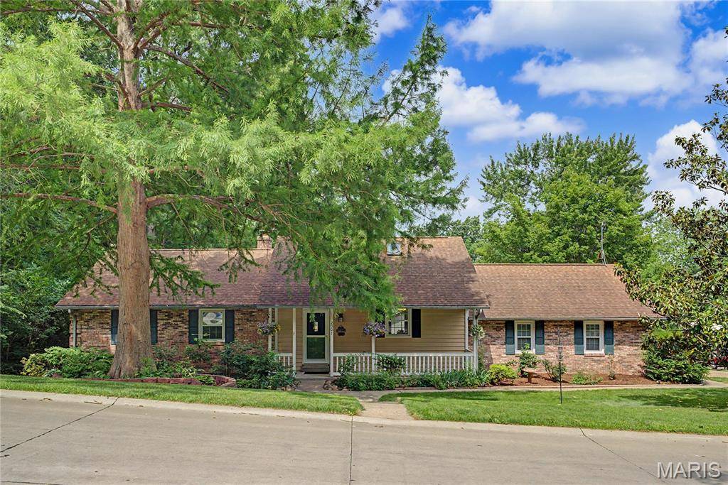 2001 Lee DR, Cape Girardeau, MO 63701