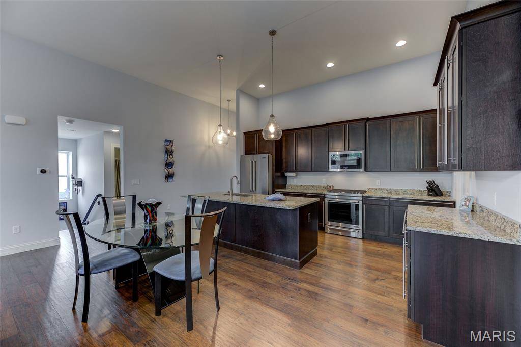 1219 John Ryan LN, Manchester, MO 63021