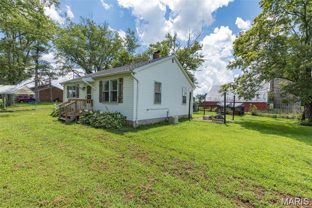 5802 Hwy F HWY, Farmington, MO 63640