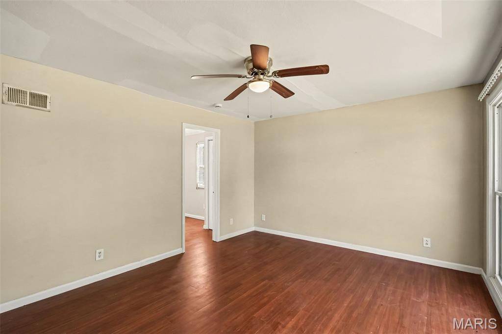 1223 Walker AVE, Spanish Lake, MO 63138