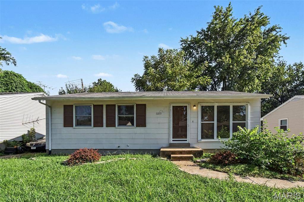 1223 Walker AVE, Spanish Lake, MO 63138